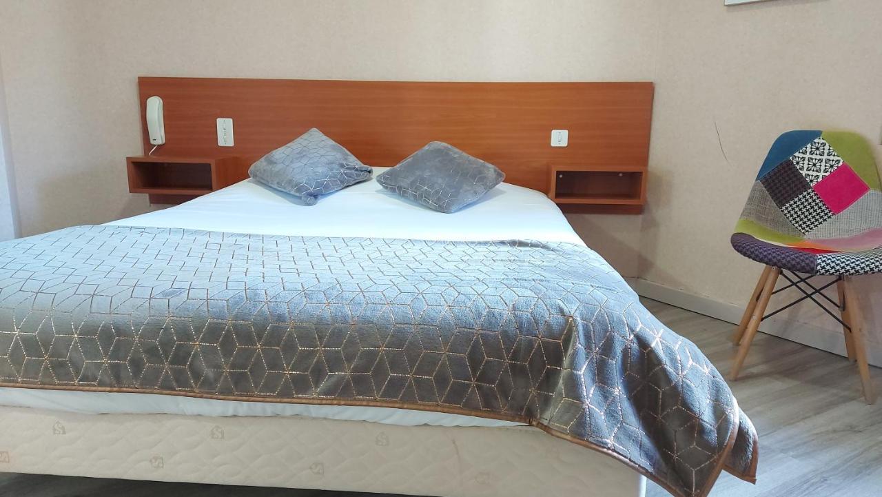 Logis Hotel Vannes Nord Le Clos Des Hortensias Locqueltas Экстерьер фото