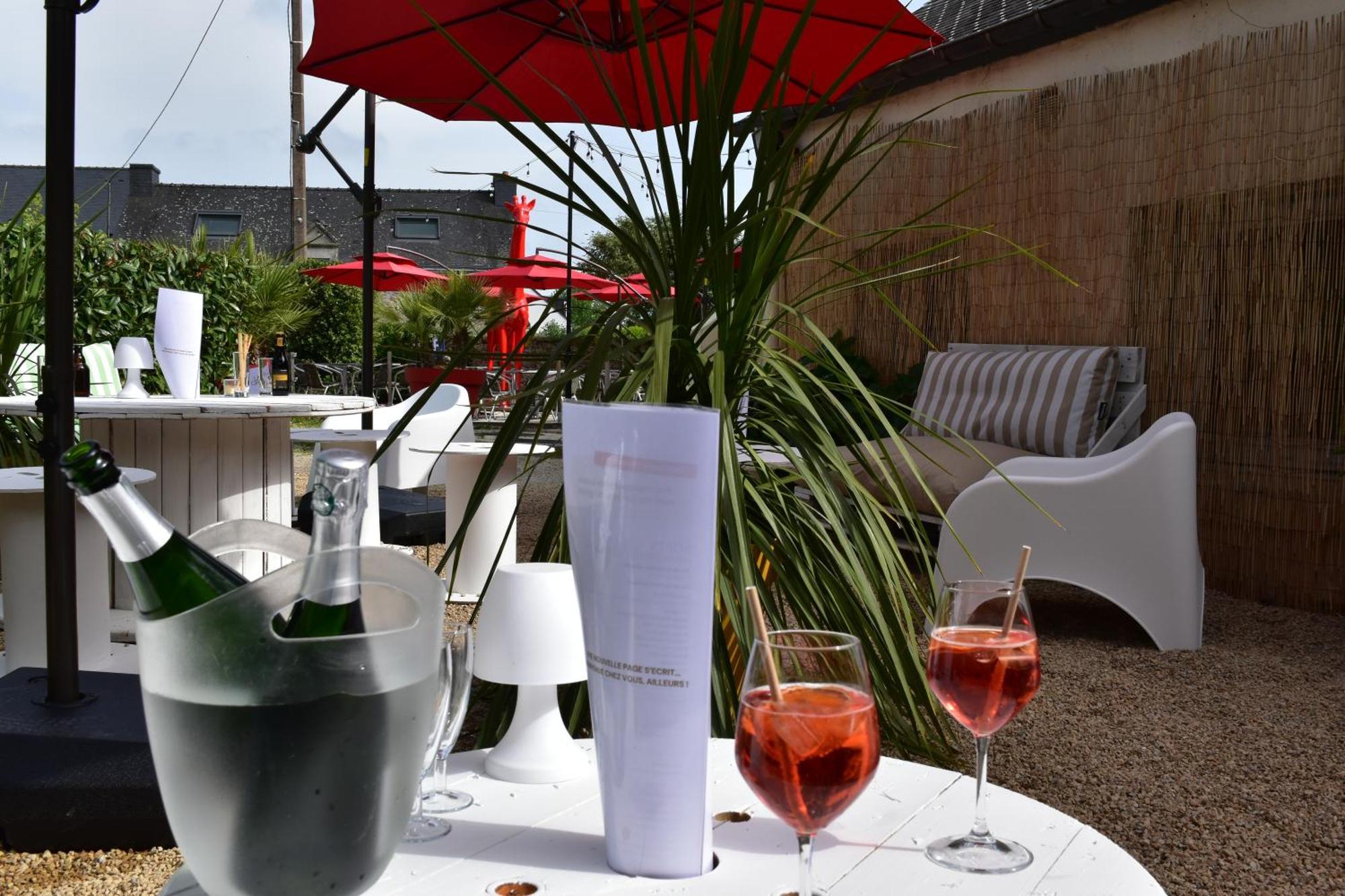 Logis Hotel Vannes Nord Le Clos Des Hortensias Locqueltas Экстерьер фото