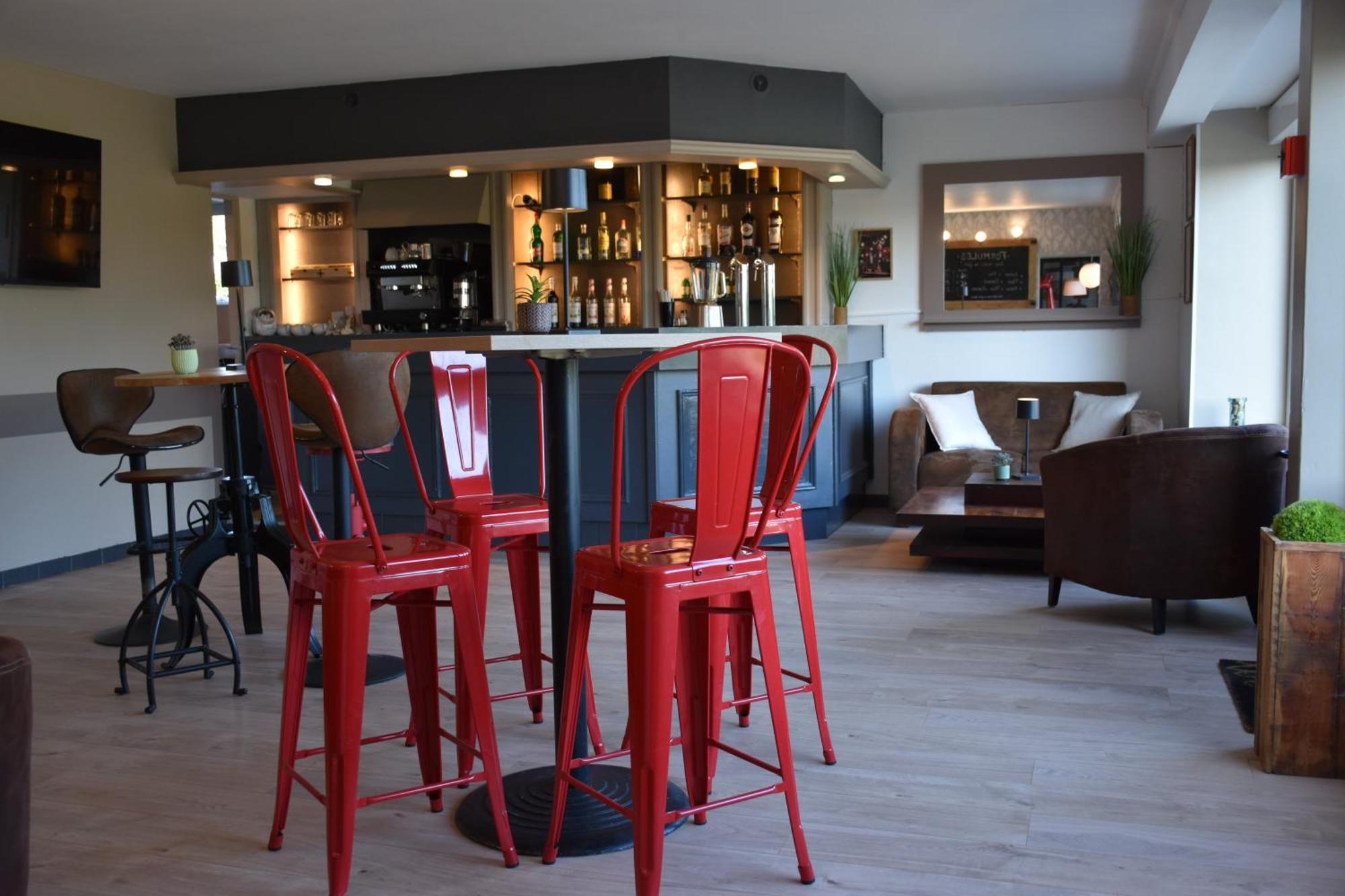 Logis Hotel Vannes Nord Le Clos Des Hortensias Locqueltas Экстерьер фото